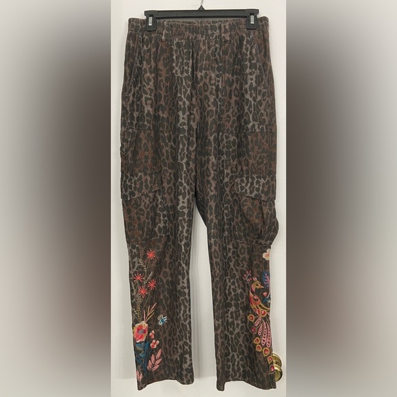 Johnny Was Shuri Cargo Pant Leopard Print Brown Size Medium - Picture 5 of 13